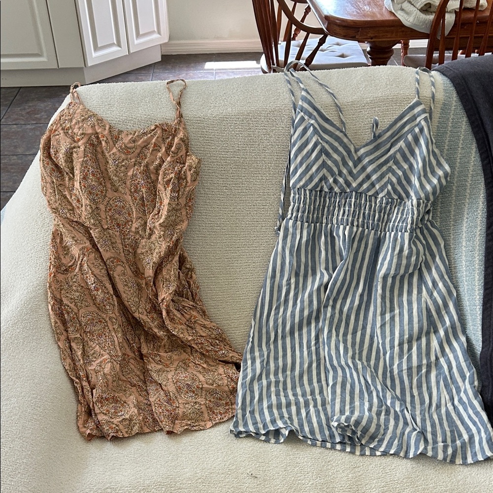 Old Navy Floral Smocked Dress